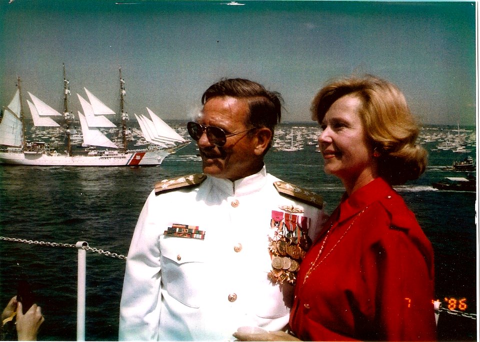 VADM & Mrs. Mustin at the Statue of Liberty centennial celebration, 1986