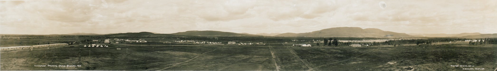 Valcartier training camp, Canada, 1915 (HS85-10-30873)