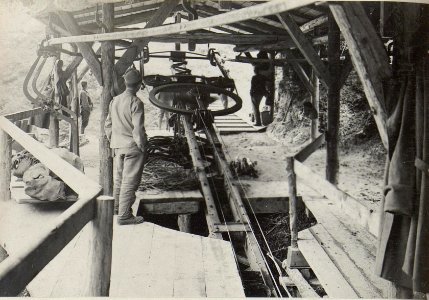 Val dell' Guferno, Seilbahn -Spannstation. (BildID 15673941)