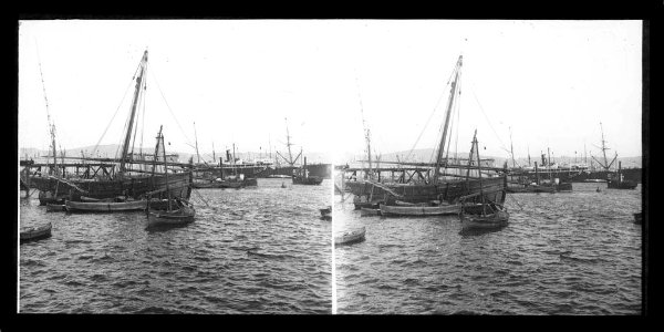 Vaixells al port de Barcelona