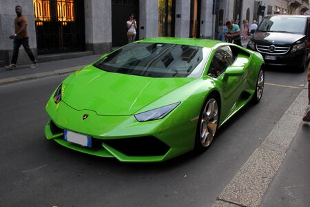 Montenapoleone luxury machine