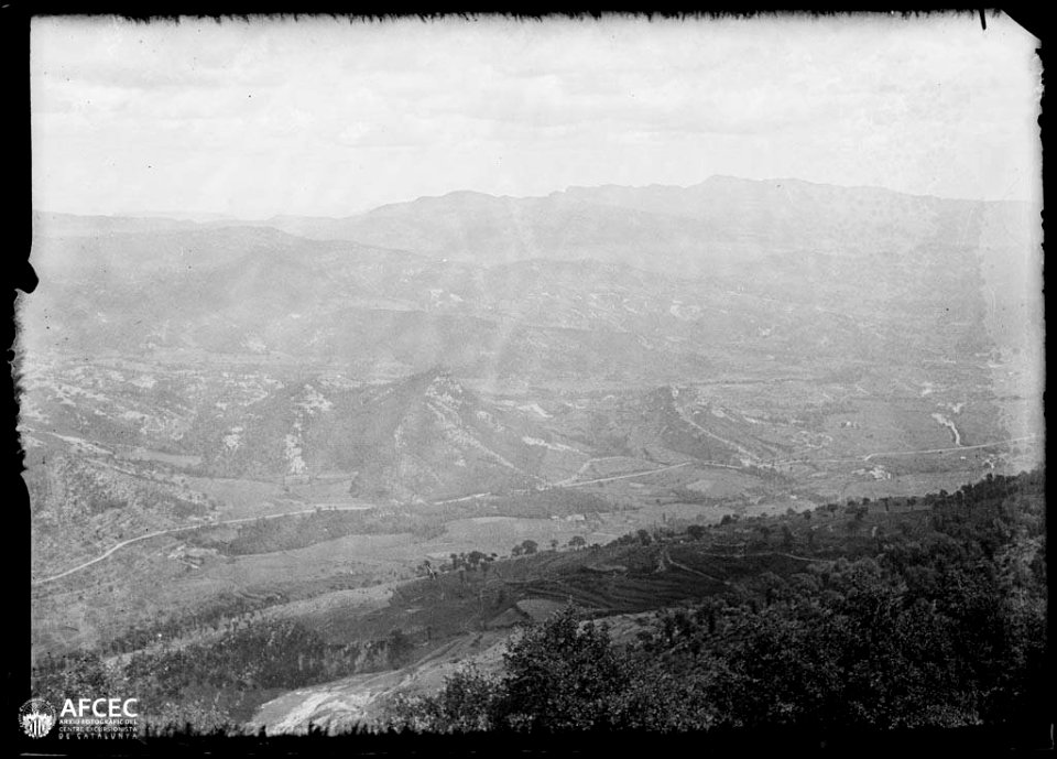 Vall del Brugent entre Sant Feliu i les Planes, des de la Salut (AFCEC MORELLO A 7776)