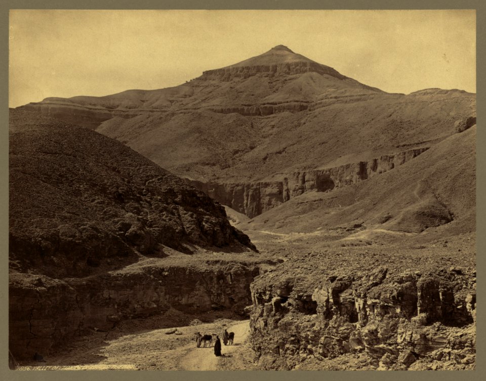 Valley of Tombs of Kings. Thebes LCCN2002717464