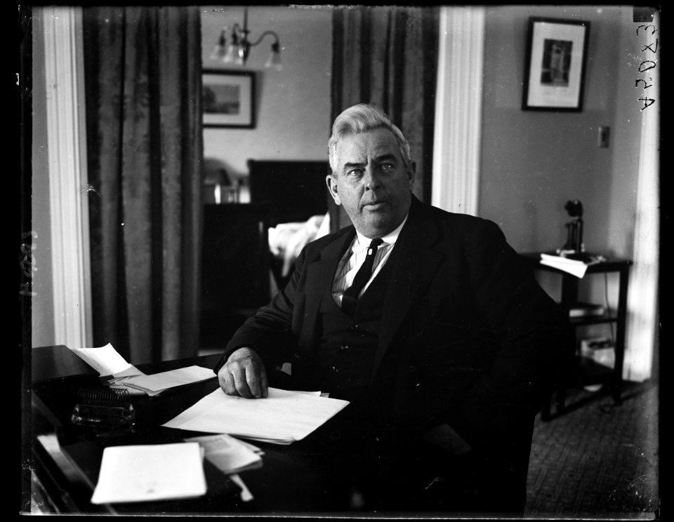 Van Bernard of Calif. LCCN2016891875