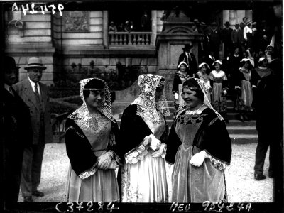 Vannes, Union France-Bretagne 1532-1932, costumes bretons (4)