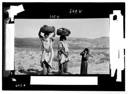 Various types, etc. Native women with their baskets. LOC matpc.05284