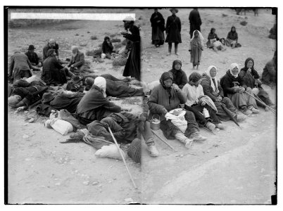 Various types, etc. Russian pilgrims lunching on the wayside; (Another view of Russian pilgrims). LOC matpc.05653