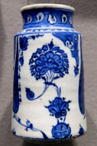 Vase with cypresses MAD 27823