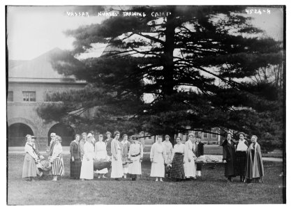 Vassar nurses' training camp LCCN2014706583
