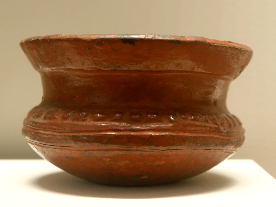 Vase red lacquer Jomon Guimet EO2891