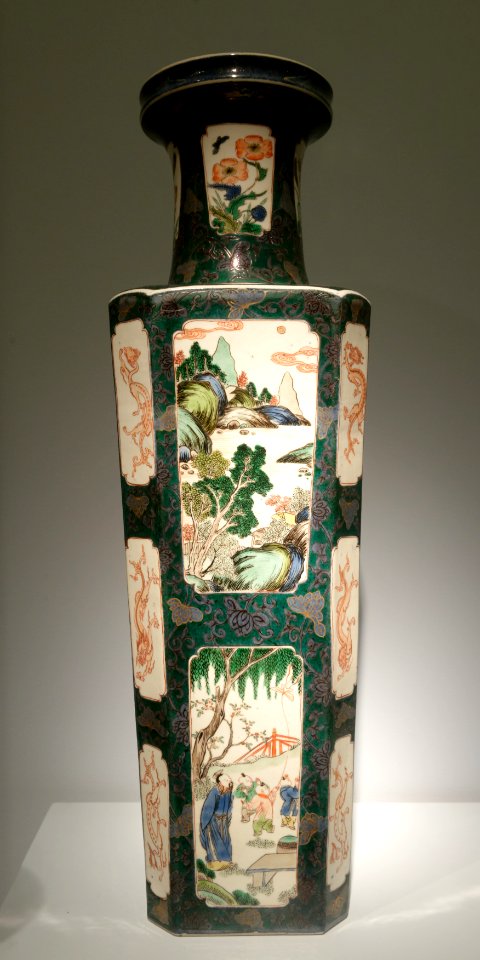 Vase figures landscape Guimet G122