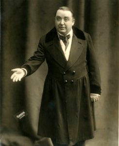 Vaudeville headlinger James H Cullen (SAYRE 22606)