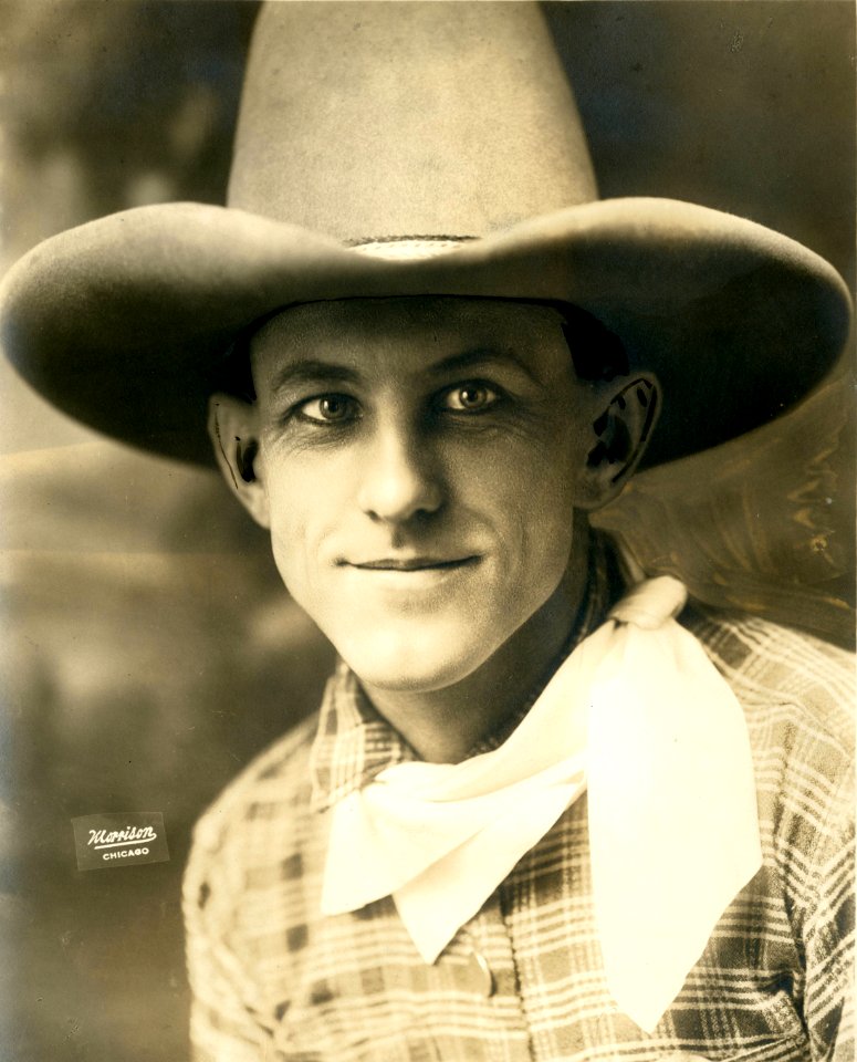 Vaudeville entertainer Chuck Hass (SAYRE 3906)
