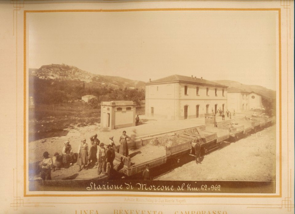 Veduta della stazione ferroviaria di Morcone presso Benevento. - san dl SAN IMG-00002623