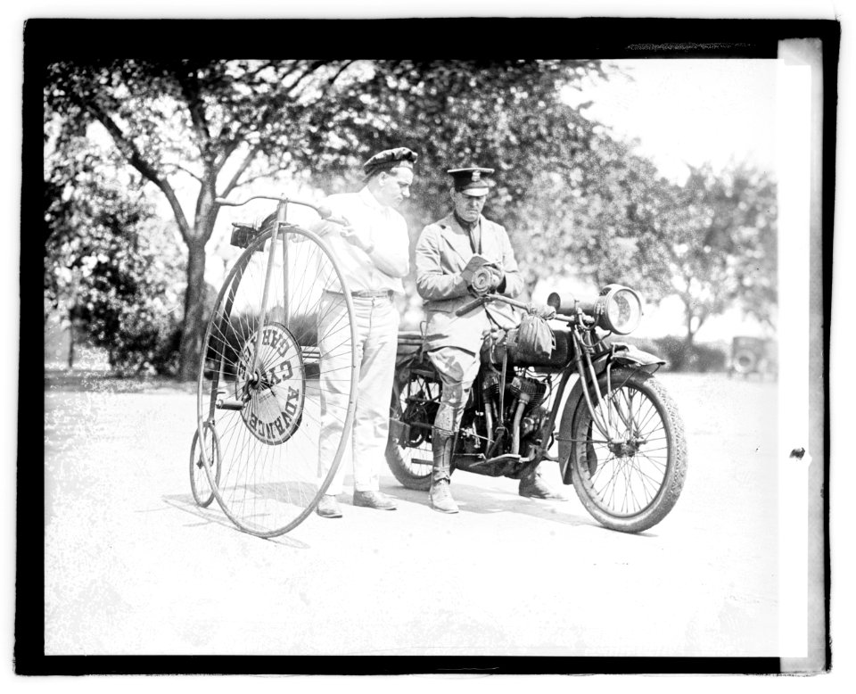 Velocipede and motorcycle LOC npcc.04884