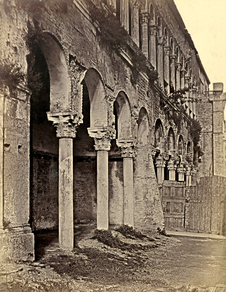 Venetian palazzo 2