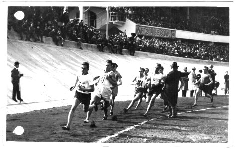 Velodrom, 400 méteres síkfutás verseny közben - 1928.10.07 (19)