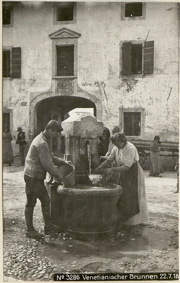 Venetianischer Brunnen 22.7.18 (BildID 15620717)