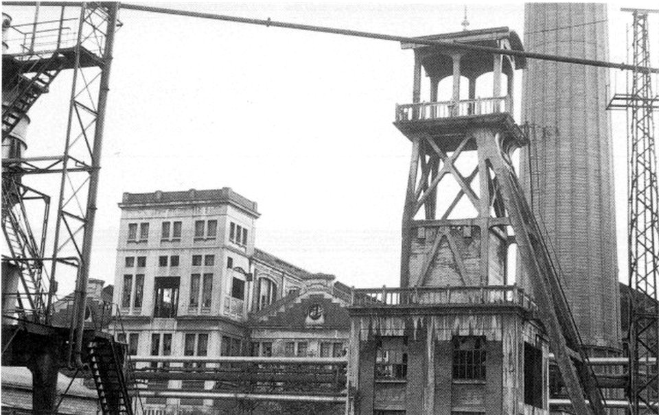 Vendin-le-Vieil - Fosse n° 10 - 10 bis des Mines de Lens (01)
