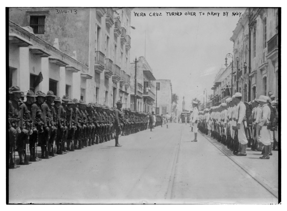 Vera Cruz turned over to Army by Navy LCCN2014696358