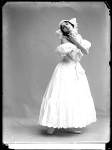 Vera Fokina in Rosendrömmen at Kungliga Operan 1914 - SMV - NF072 photo