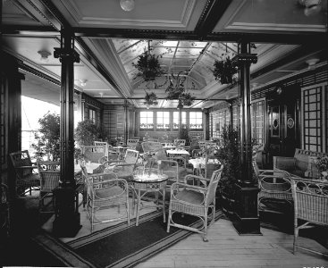 Verandah café of the RMS Mauretania