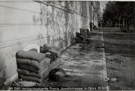 Verbarikadierte Franz Josefstrasse in Görz 31.10.17. (BildID 15607557)