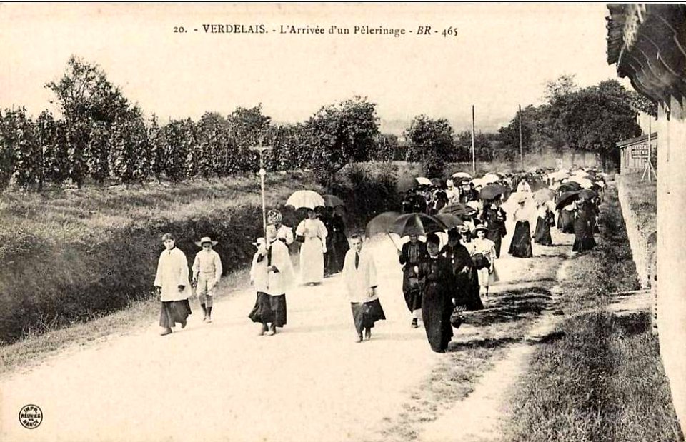 Verdelais - procession de pèlerinage 3