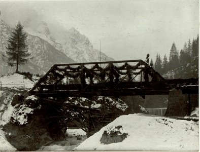Verkehrsknotenpunkt Kranjska Gora (Kronau), Rohrbrücke auf der Straße Kranjska Gora - Mojstrovka 1915