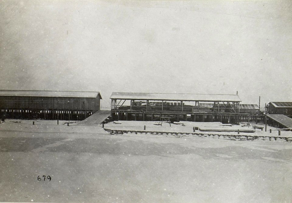 Verkehrsknotenpunkt in Galizien, Bahn und Fährbetrieb (BildID 15681034)