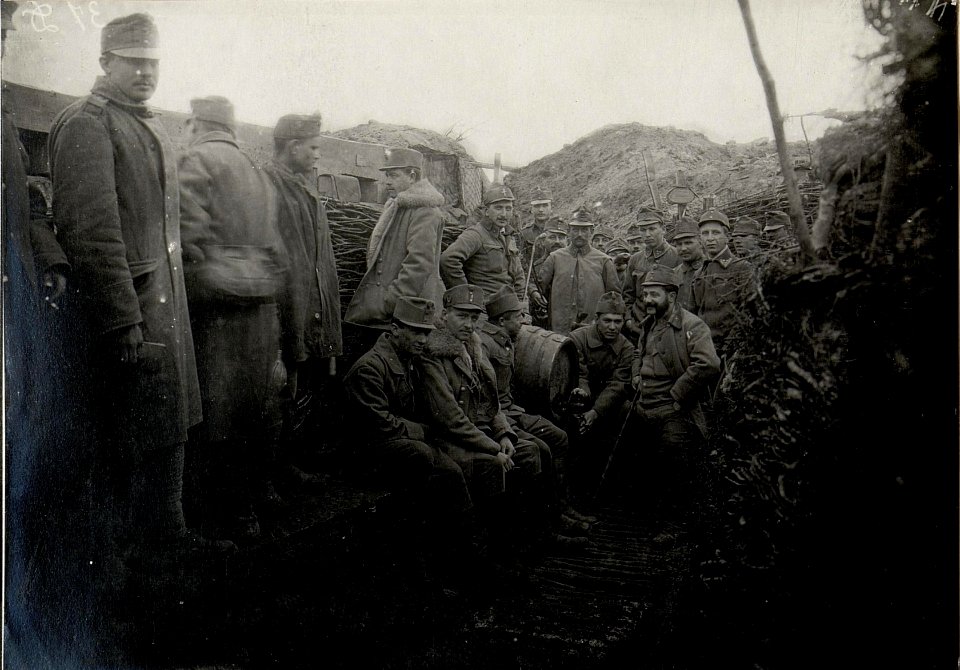 Vermutlich eine Fotostrecke einer Honvedeinheit mit Einsatzgebiet in Galizien (BildID 15535190)