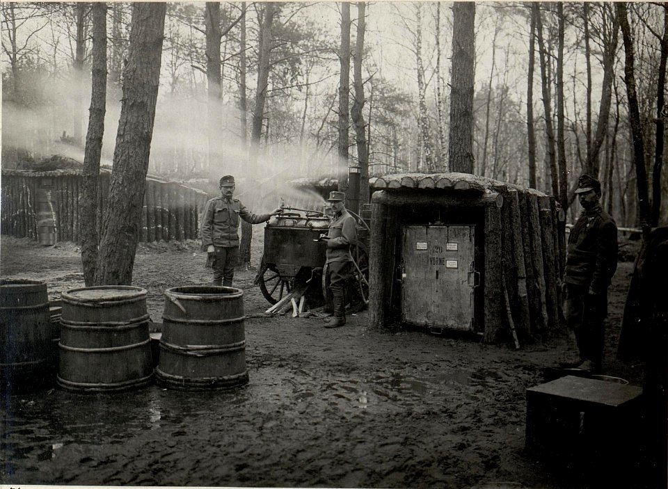 Vermutlich eine Fotostrecke einer Honvedeinheit mit Einsatzgebiet in Galizien (BildID 15535484)