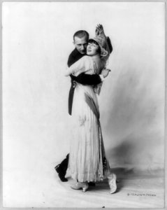 Vernon Blythe Castle, 1887-1918, and Irene (wife), full length portrait, in dancing pose LCCN2006677757