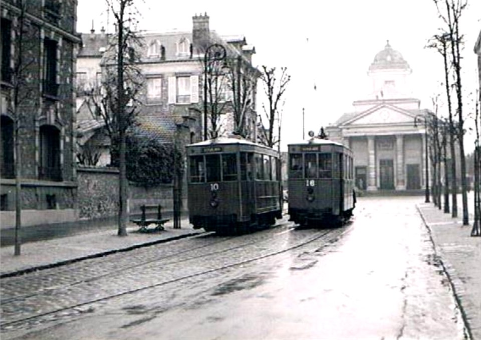 Versailles tramway église de montreuil
