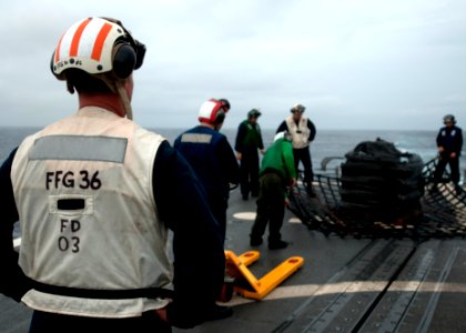 Vertical replenishment with USNS Sacagawea 120705-N-NL541-346