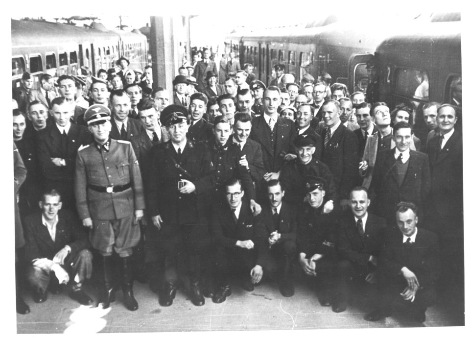 Vertrek Propaganda Kompagnie - Fotodienst der NSB - NIOD - 82020