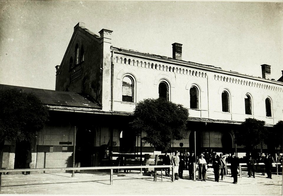 Verwüstung am Bahnhof Chodorow. (BildID 15433197)