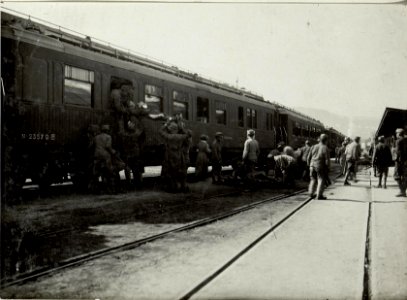 Verwundetentransport mit Zug vom Bahnhof in Innsbruck (BildID 15519673)