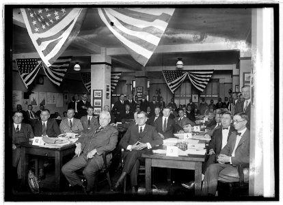 Veteran's Bureau Chiefs in session, (9-19-22) LCCN2016846695