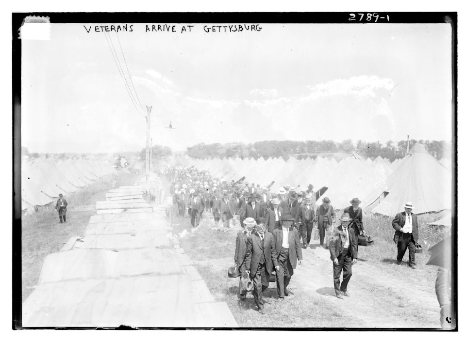 Veterans arrive at Gettysburg LCCN2014693805