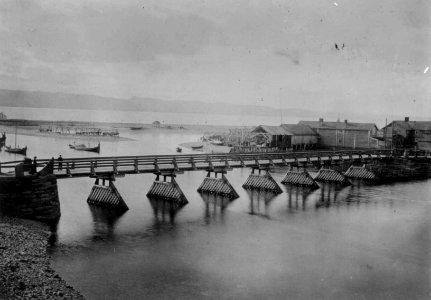 Vestre Jakobselvs, første bro, bygget 1883-1885, Vadsø, Finnmark - Norsk folkemuseum - NF.05063-014