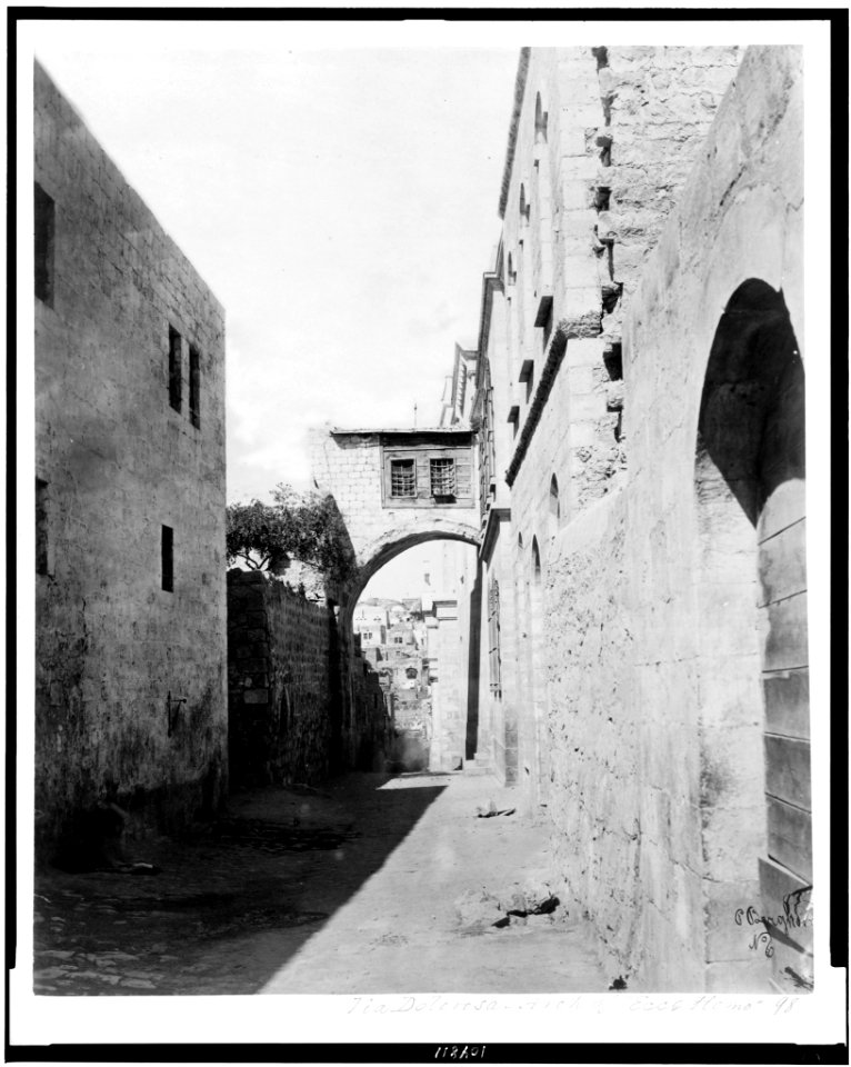 Via Dolorosa - arch of Ecce Homo) - P. Bergheim LCCN92500631