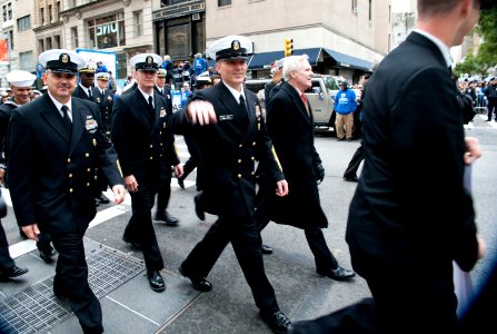 Veterans Day parade 151111-N-OT964-872