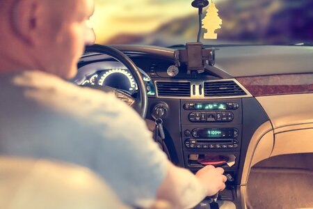 Steering wheel to manage the driver of the