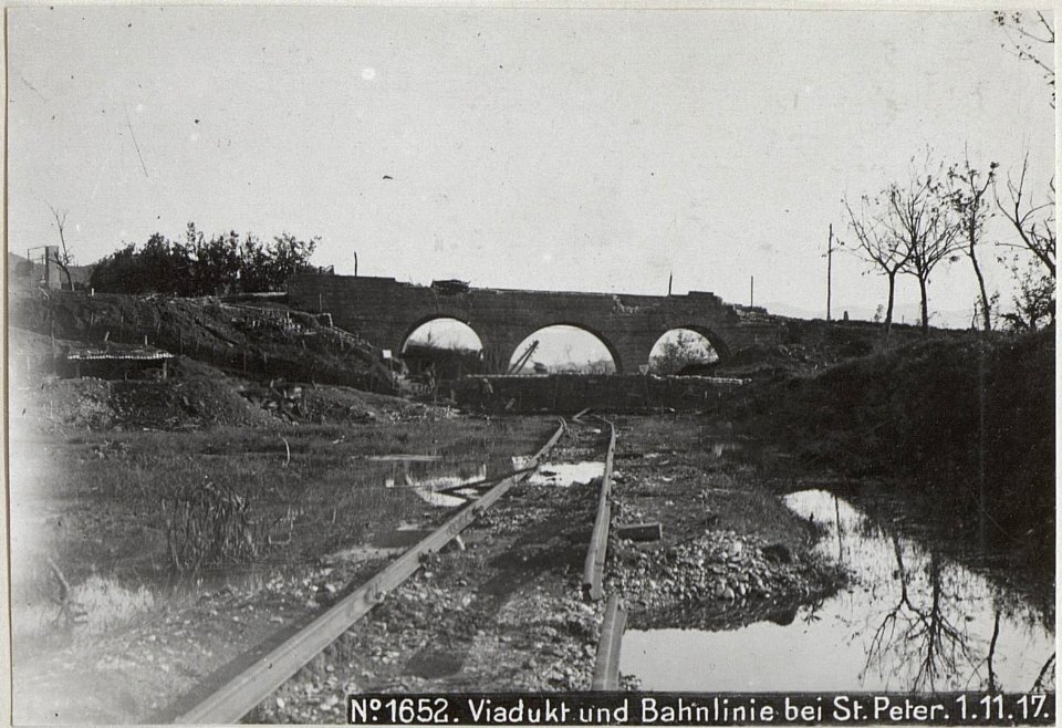 Viadukt und Bahnlinie bei St.Peter.1.11.17. (BildID 15607991)