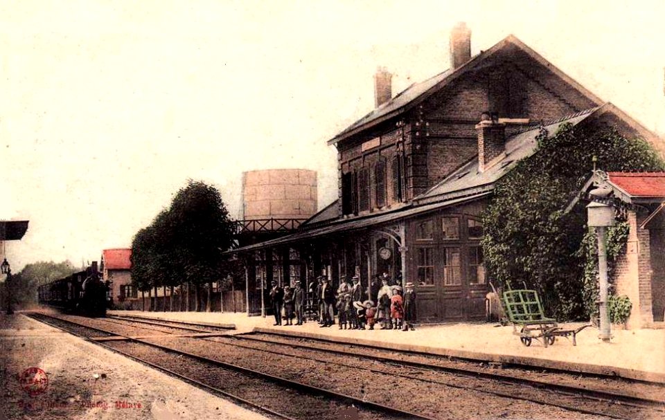 Vic-sur-Aisne - Ressons (02), la gare