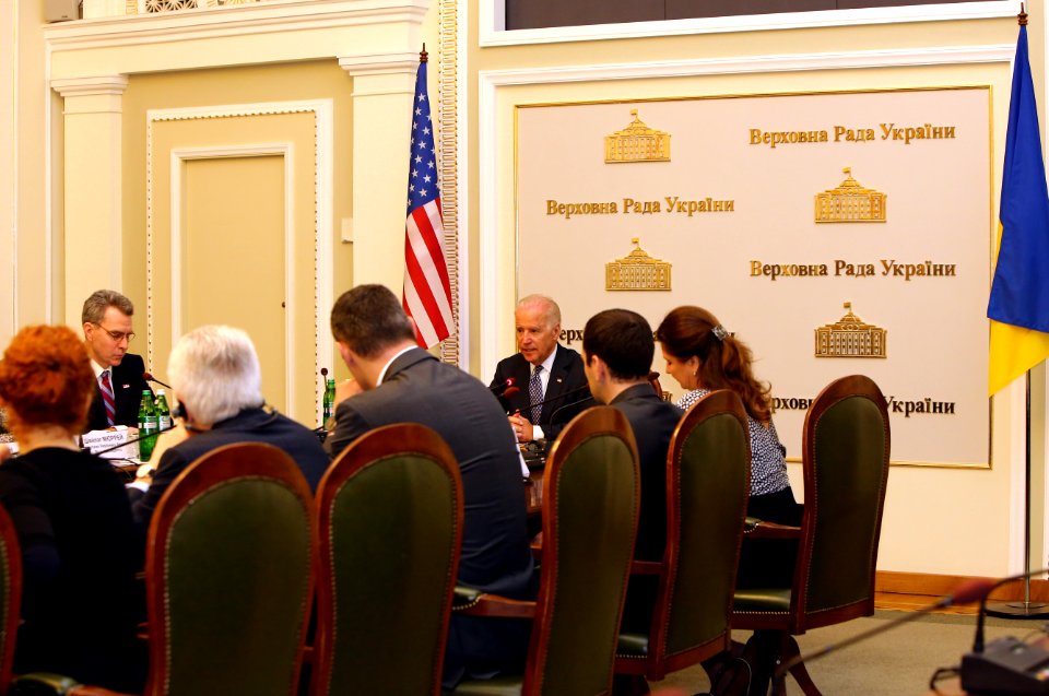 Vice President Joe Biden at a Meeting with Ukrainian Legislators, April 22, 2014 (13978722651)