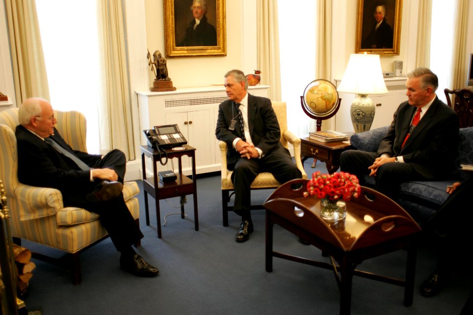 Vice President Cheney talks with Rex Tillerson