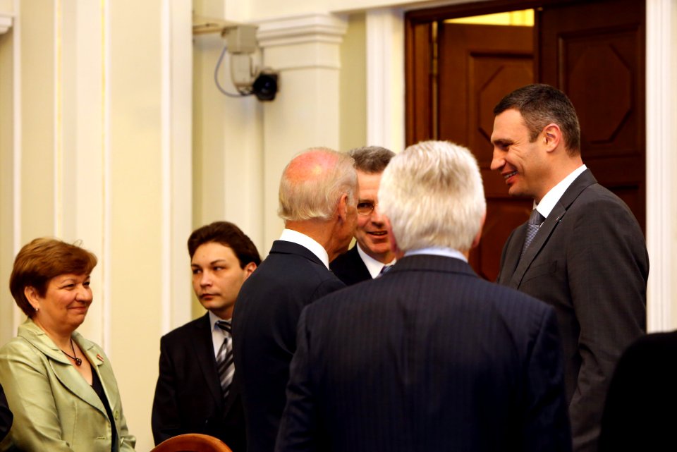 Vice President Joe Biden at a Meeting with Ukrainian Legislators, April 22, 2014 (13982343494)