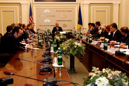 Vice President Joe Biden at a Meeting with Ukrainian Legislators, April 22, 2014 (13978713742) photo